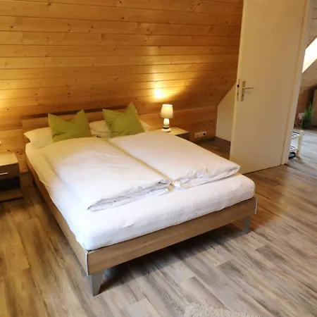Apartment Seeblick Nr 5, 2 Zi-baerental, Feldberg *